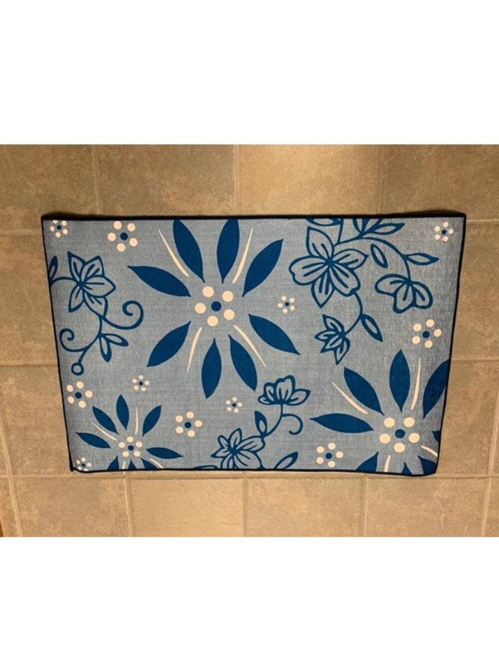 Temp-tations Flower 2'x3' Washable Gel Cushioning Nonslip Kitchen Mat Blue